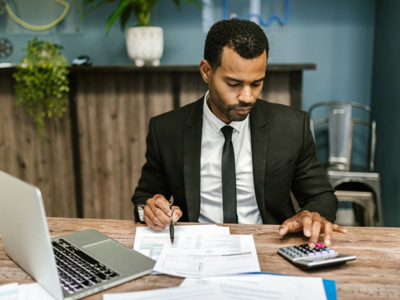 controle de contas a pagar e receber e implementação